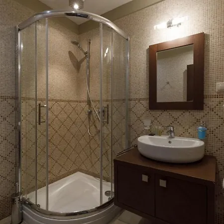 Rosa Konukevi Dunajská Streda