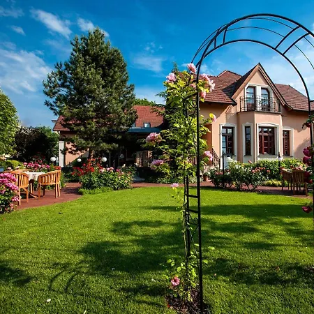 Konukevi Rosa Dunajská Streda