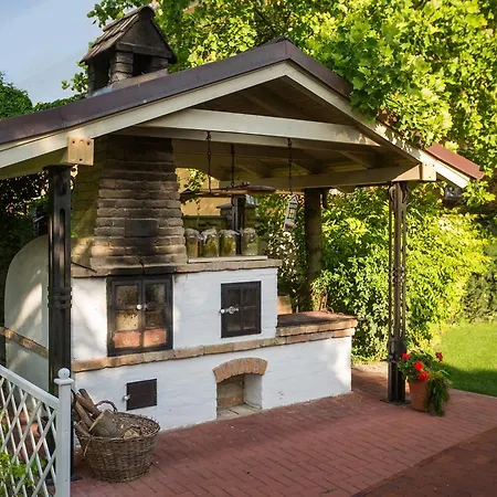 Guest house Rosa Dunajska Streda