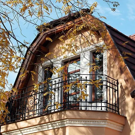 Rosa 3* Dunajská Streda