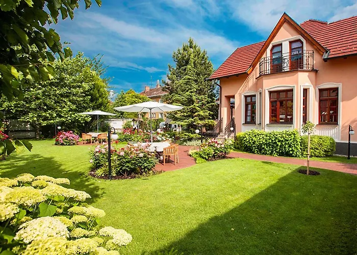 Rosa Pensionat 3*